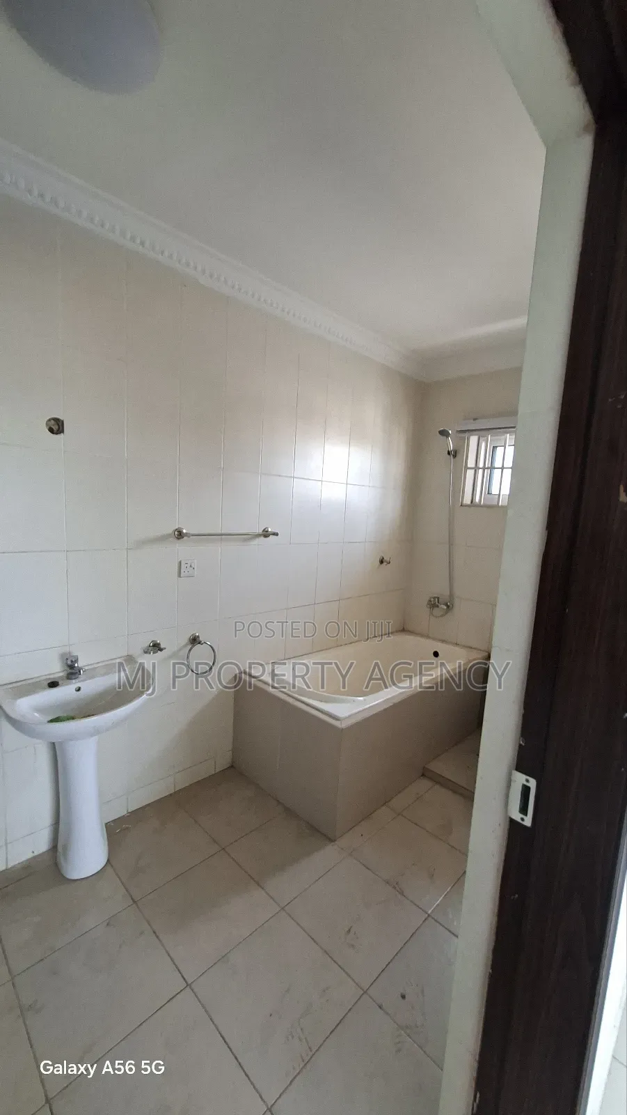 4bdrm House in Hfc Estate Phase 1, Community 25 for sale