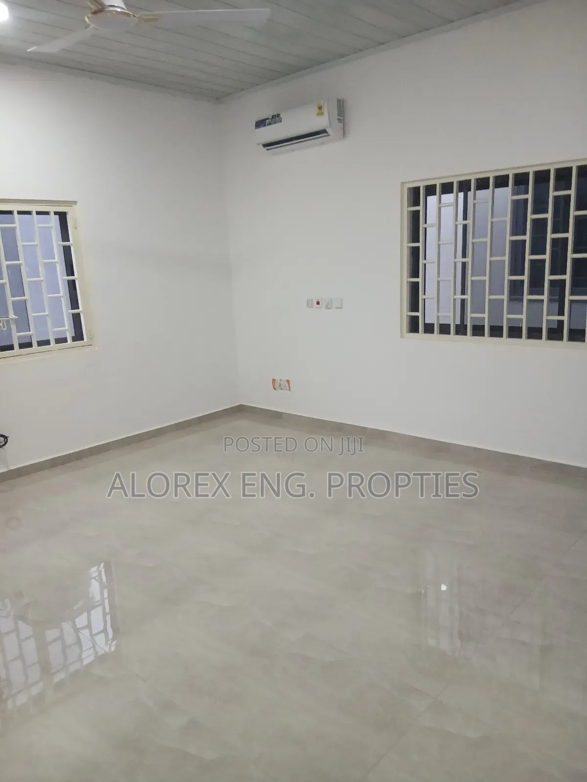 3bdrm Apartment in Air Contained, Adenta for rent