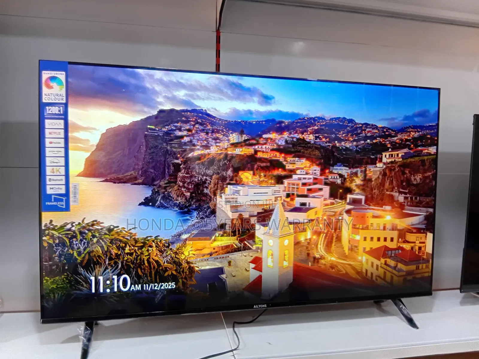 **Ailyons 55" Smart Tv Wide-Angle Viewing**