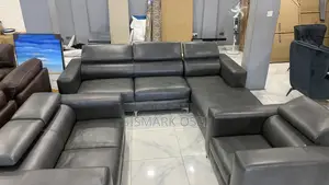 A Set of Adjustable Sofa Set With a Bouncy Seat