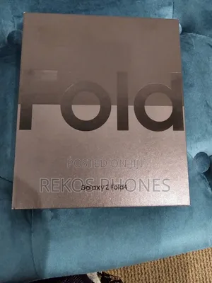 New Samsung Galaxy Z Fold4 512 GB
