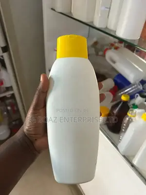300ml Shampoo Plastic Bottle With White Yellow Caps 25 Pieces