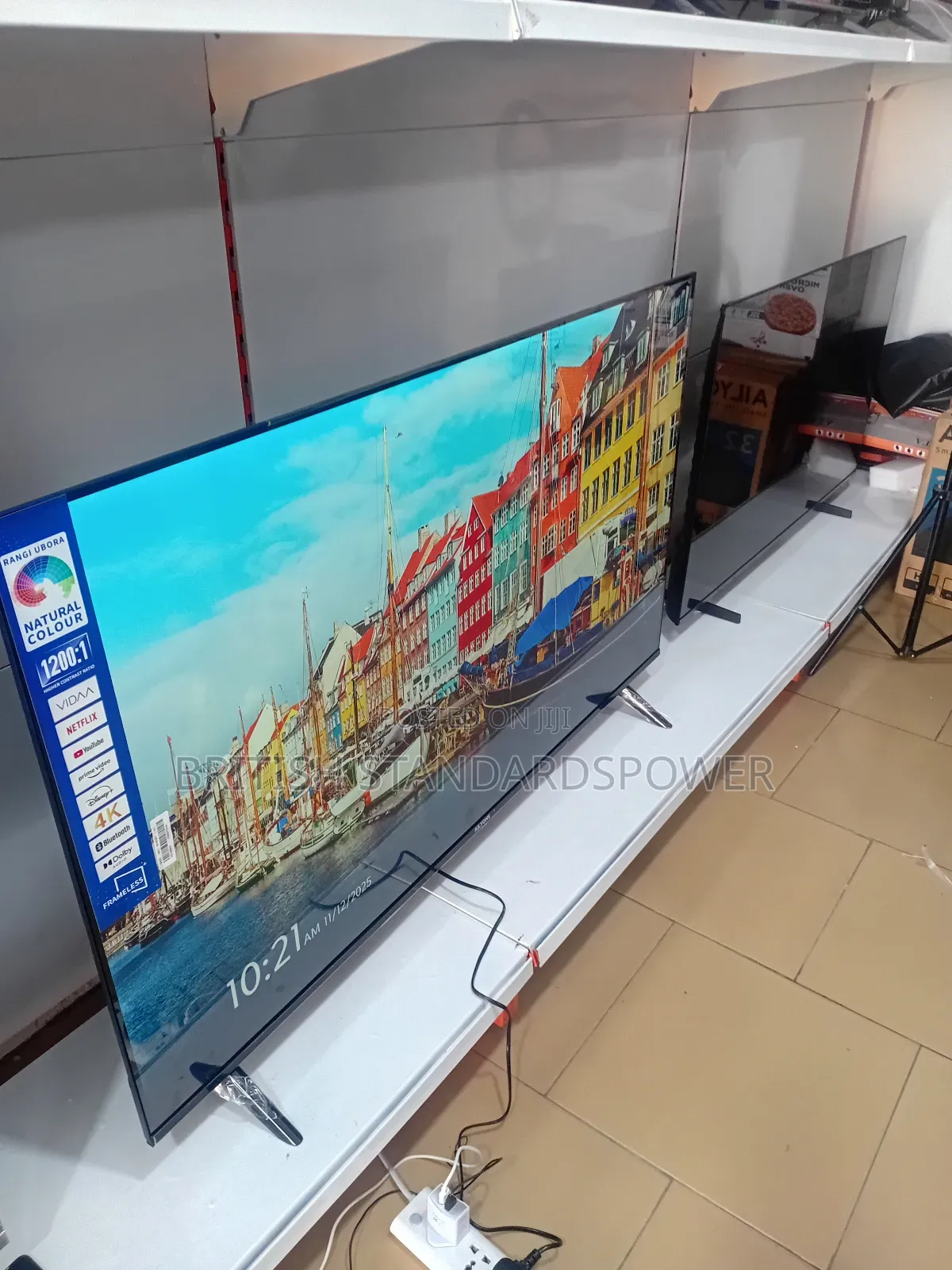 Smart Entertainment Starts With Ailyons 55”