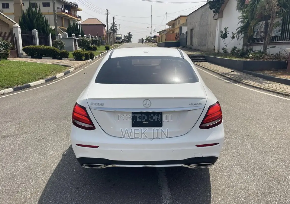 Mercedes-Benz E300 2017 Pearl