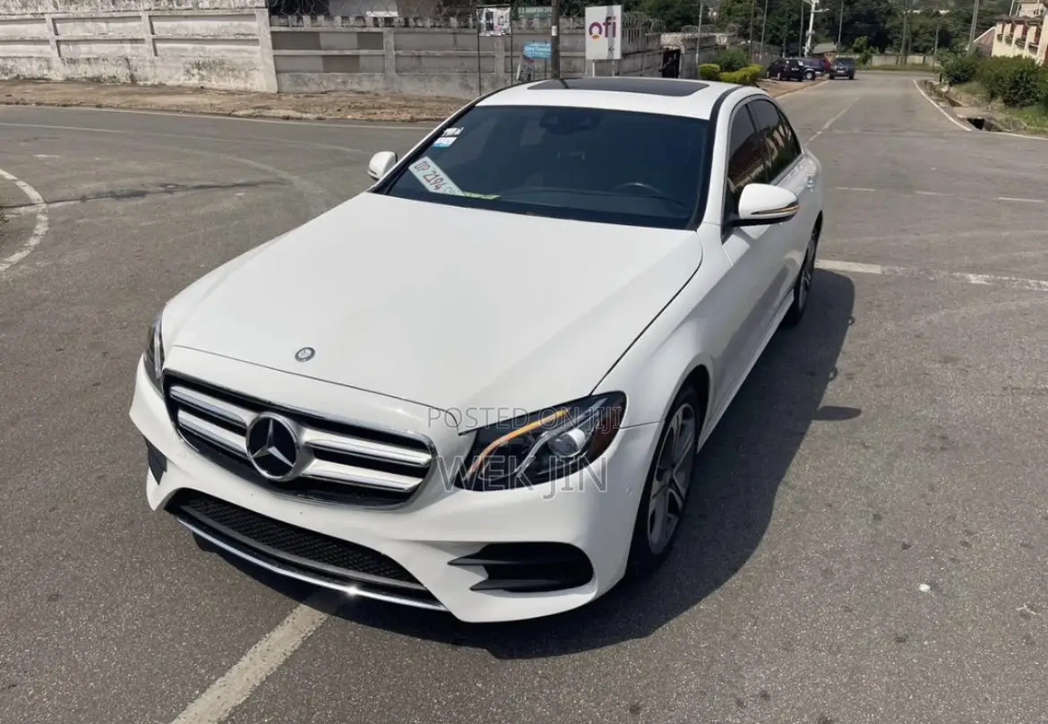 Mercedes-Benz E300 2017 Pearl