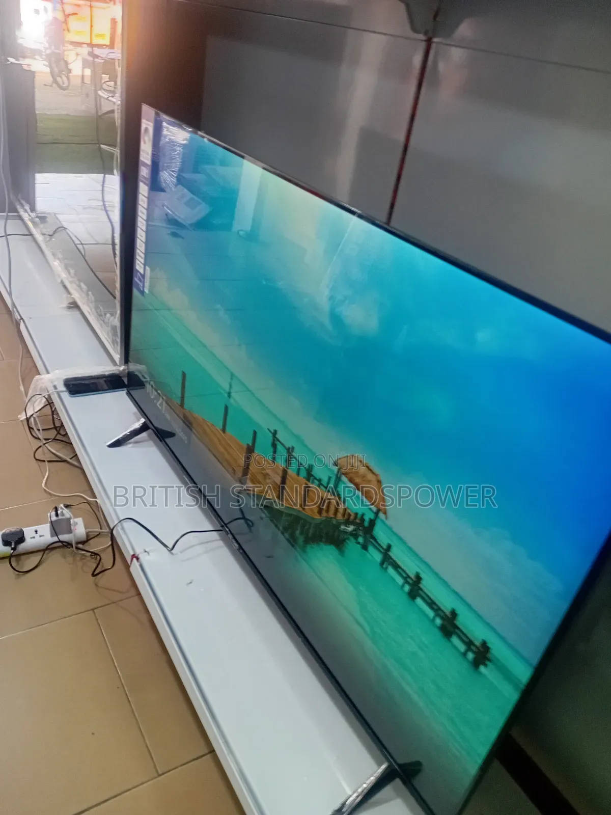 Stream Faster on Ailyons 55” Smart Tv