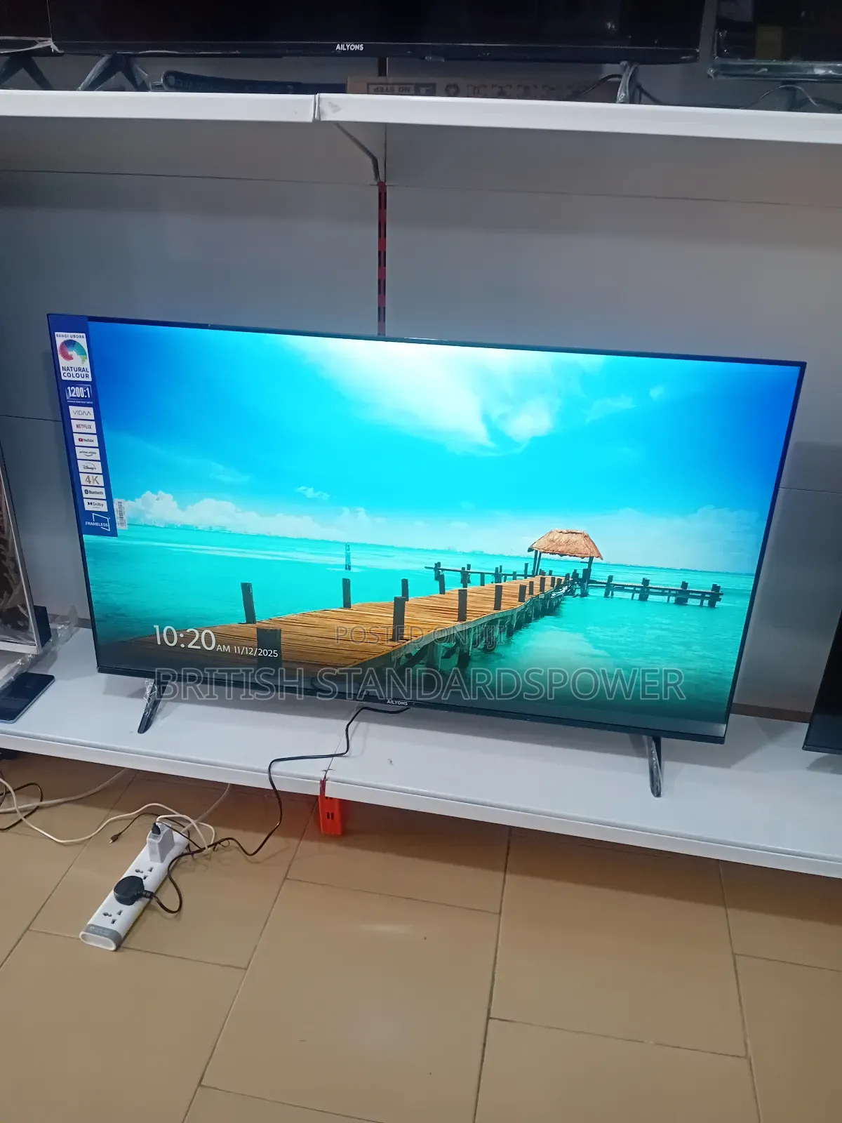 Powerful Picture Ailyons 55” Smart Tv