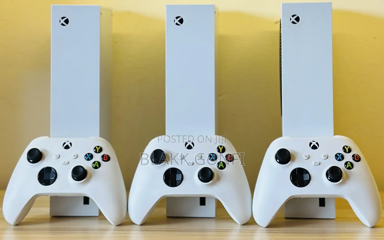 Xbox Series S Consoles + 1 Controller