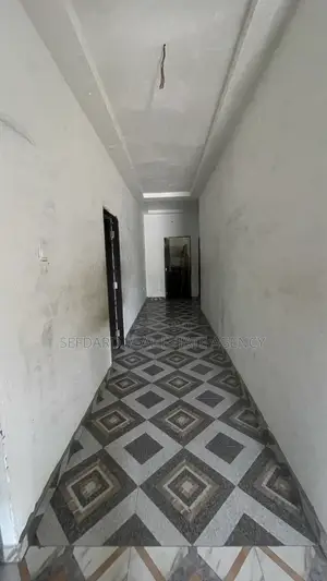3bdrm House in Sefdard Real Estate, Amasaman for sale