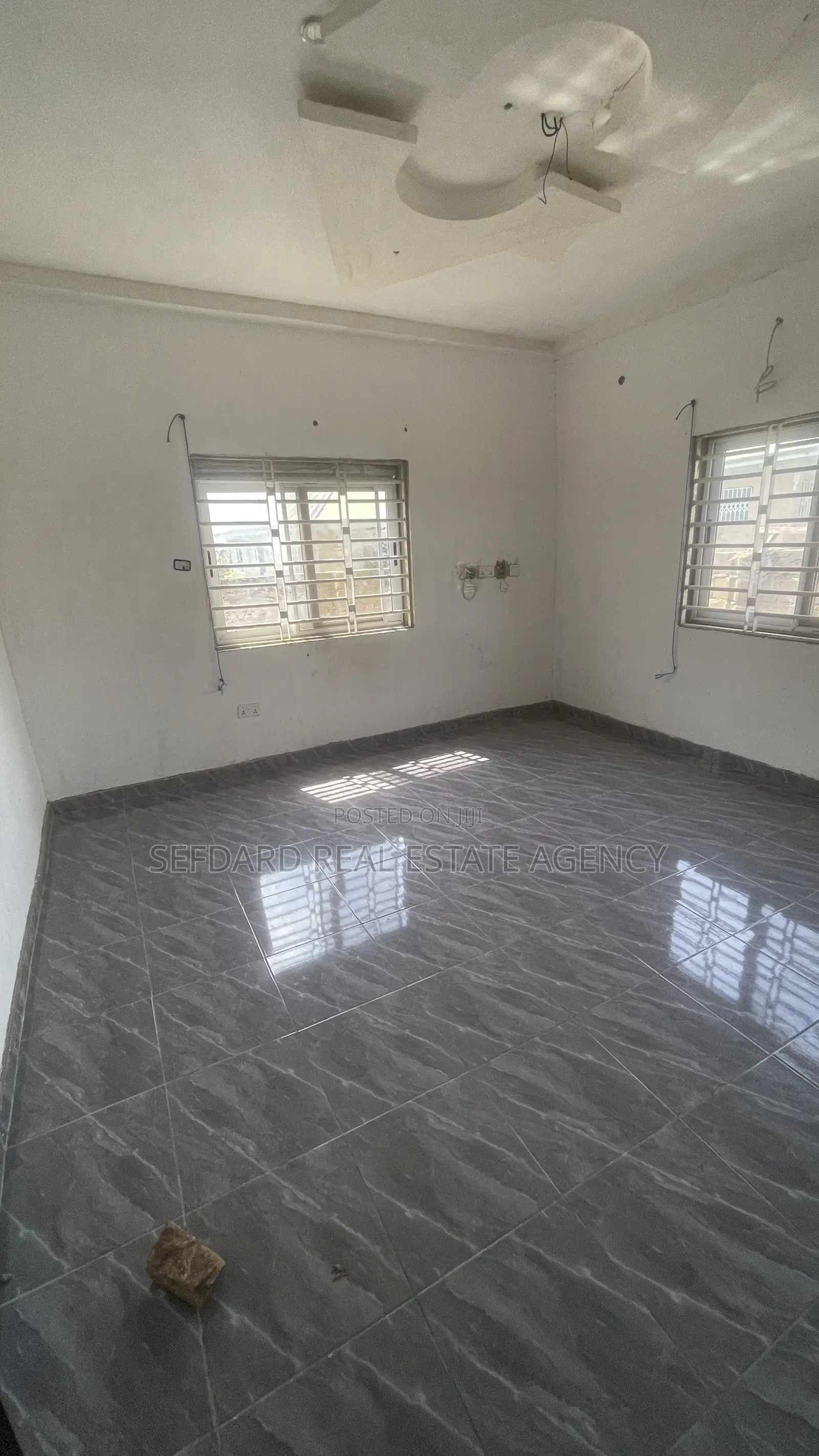 3bdrm House in Sefdard Real Estate, Amasaman for sale