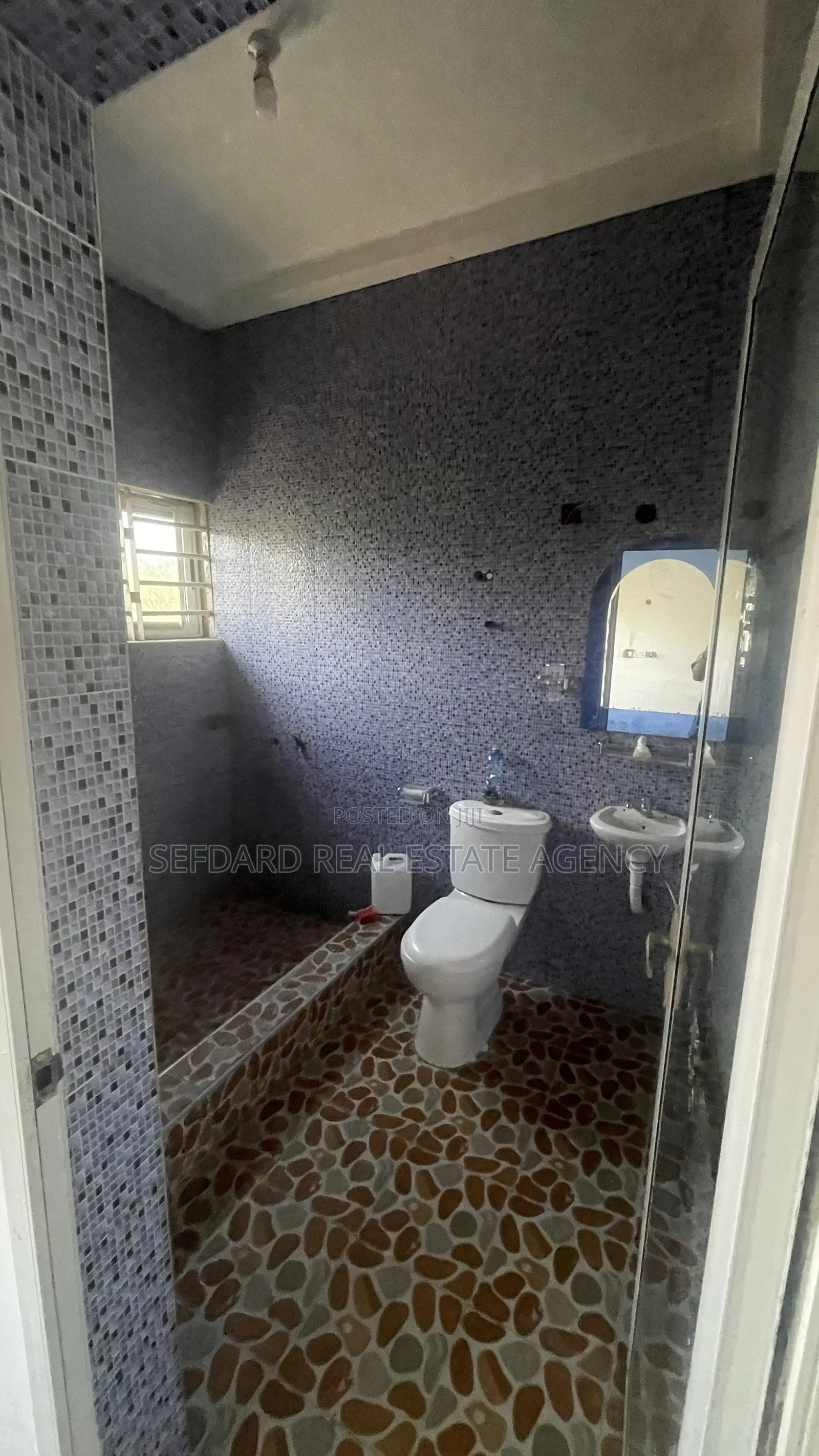 3bdrm House in Sefdard Real Estate, Amasaman for sale