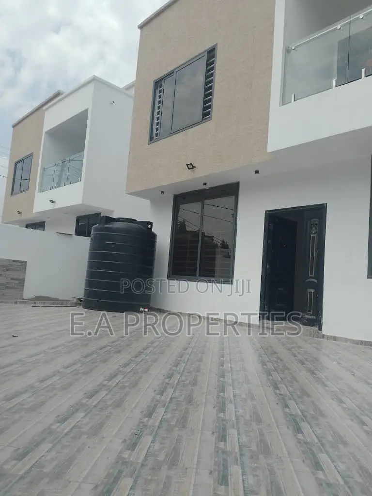 3bdrm House in E A Properties, Coca Cola for sale