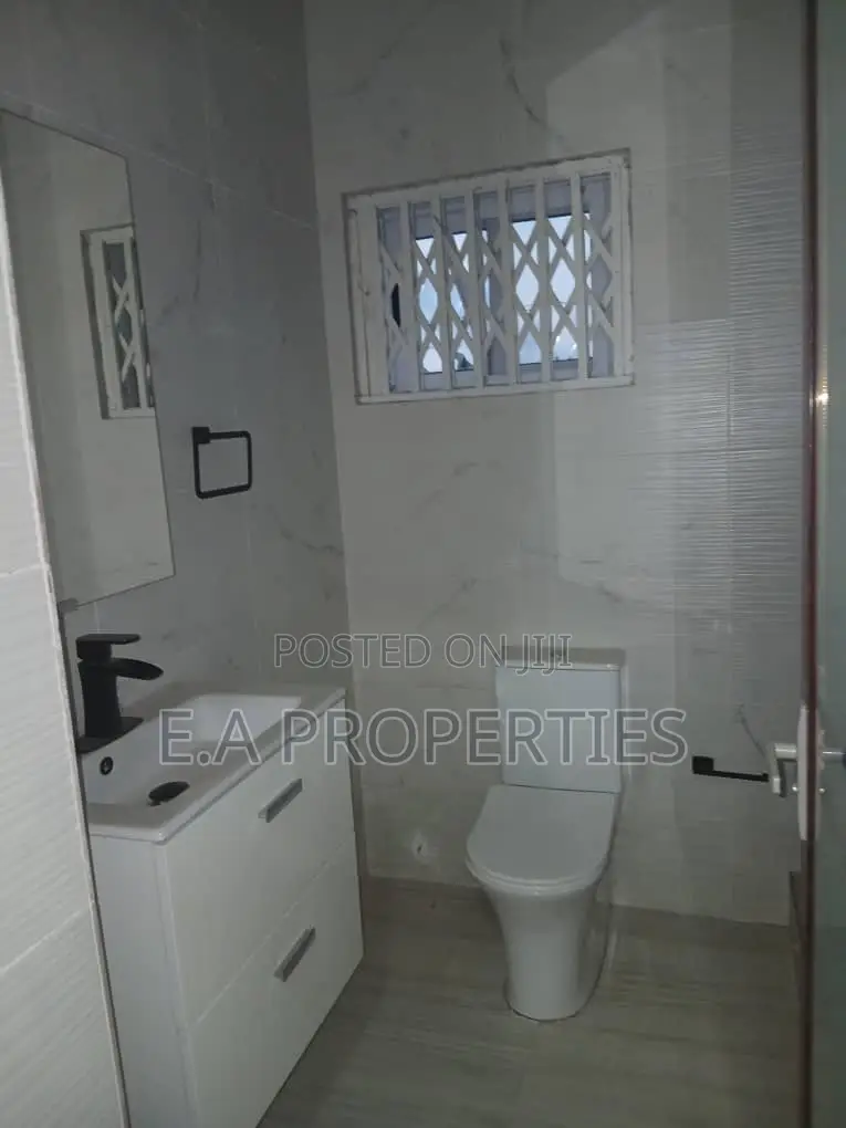2bdrm Apartment in E A Properties, Ghana Flag for rent