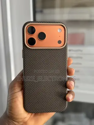 iPhone 17pro/17pro Max Carbon Fiber Protective Covers