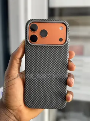 iPhone 17pro/17pro Max Carbon Fiber Protective Covers