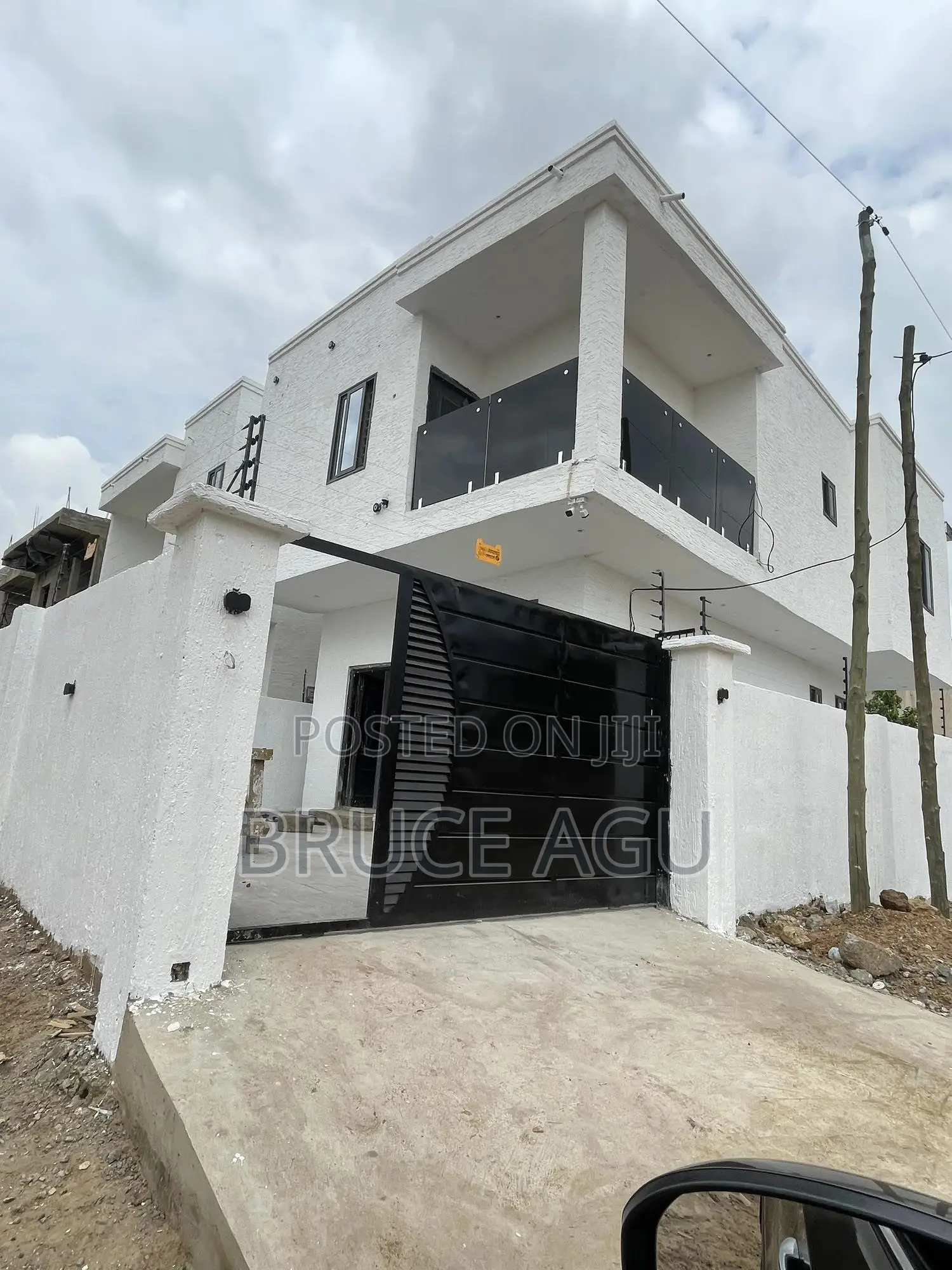 3bdrm Duplex in Nmai-Dzorn for sale