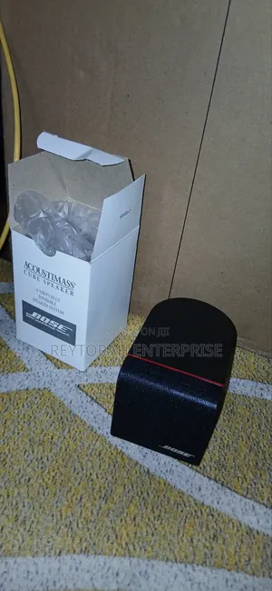 Bose Acoustimass Cube Speaker