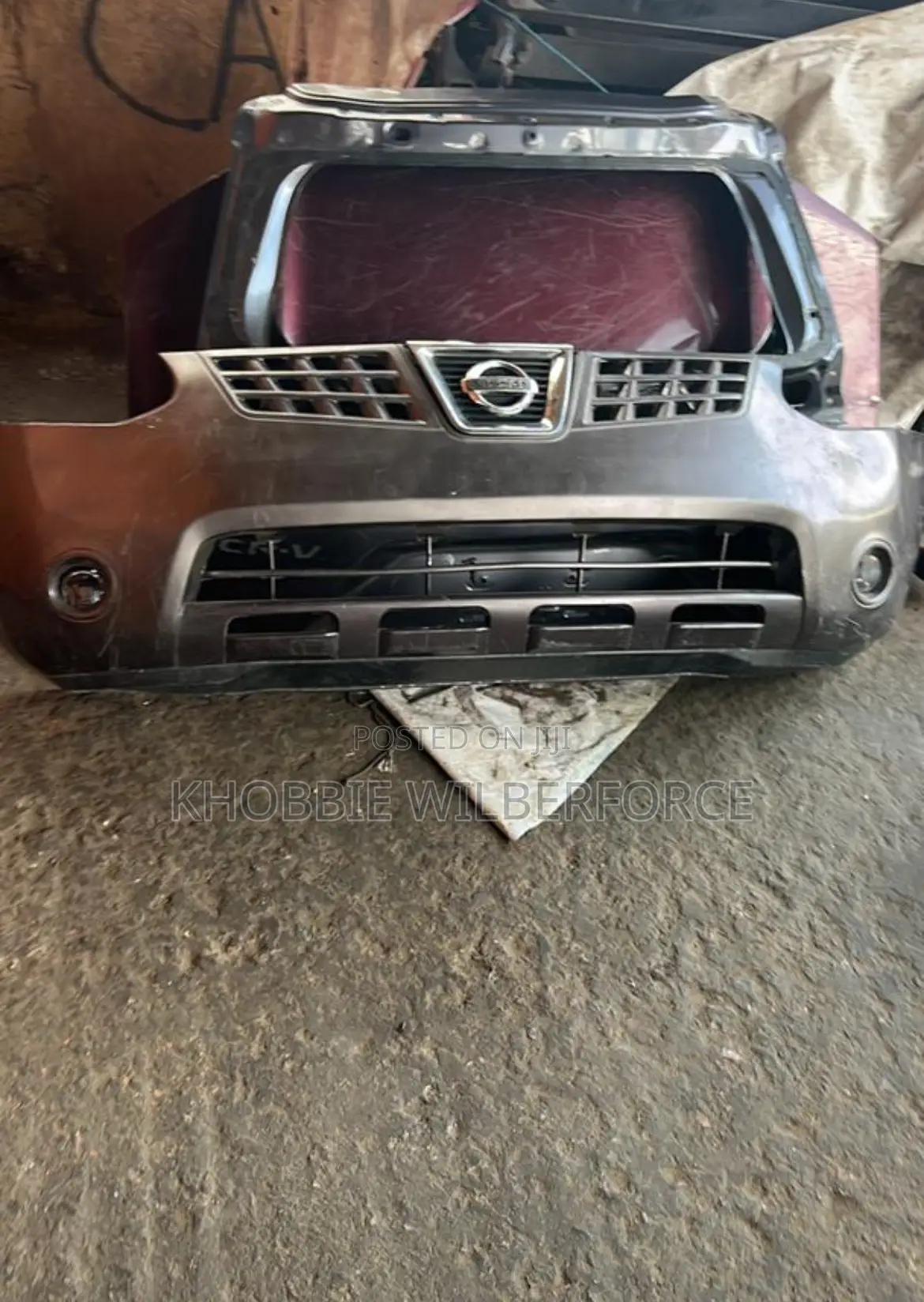 Nissan Rouge 2010 Front Bumper