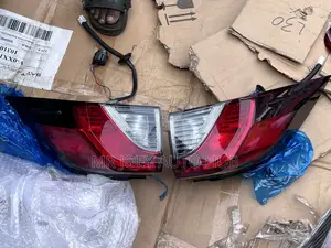Toyota Rav4 2019 2020 2021 2022 2023 Tail Light