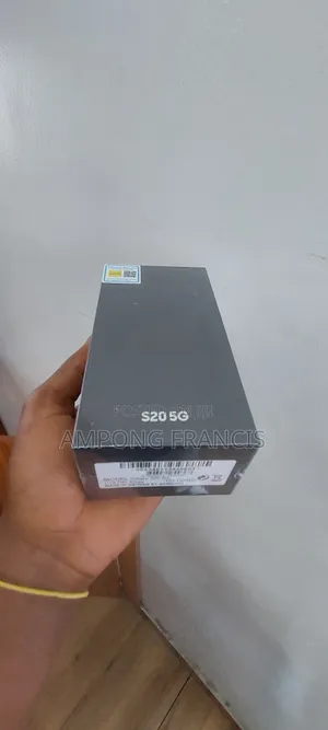 New Samsung Galaxy S20 128 GB