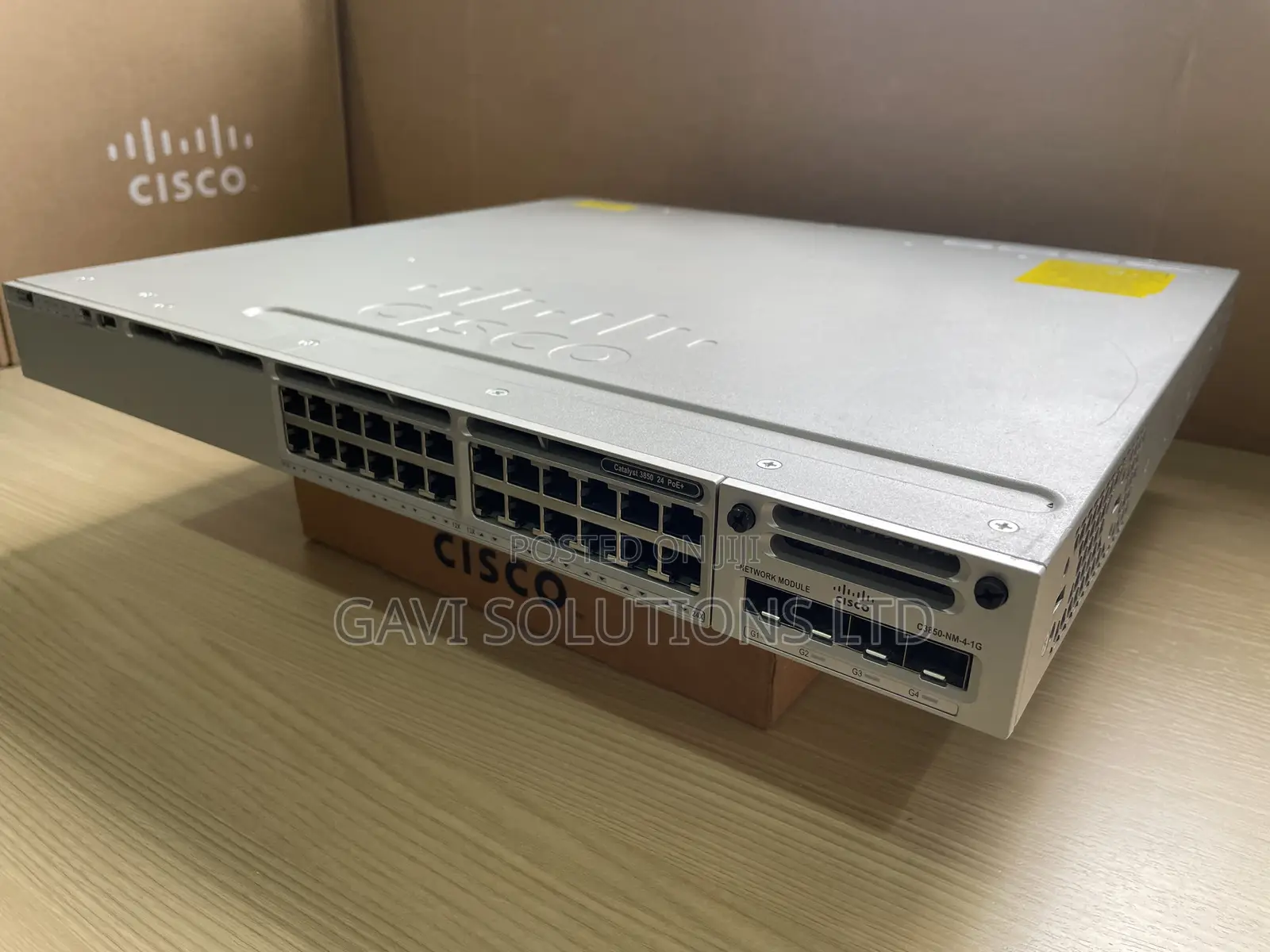 Cisco Catalyst 3850 24ports Poe+