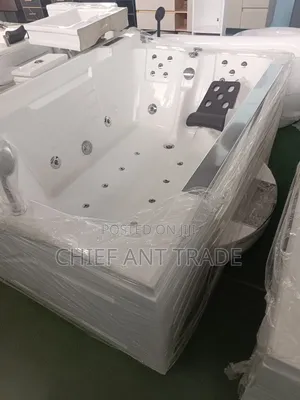 Massaging Jacuzzi With Bluetooth Sound System. Sq