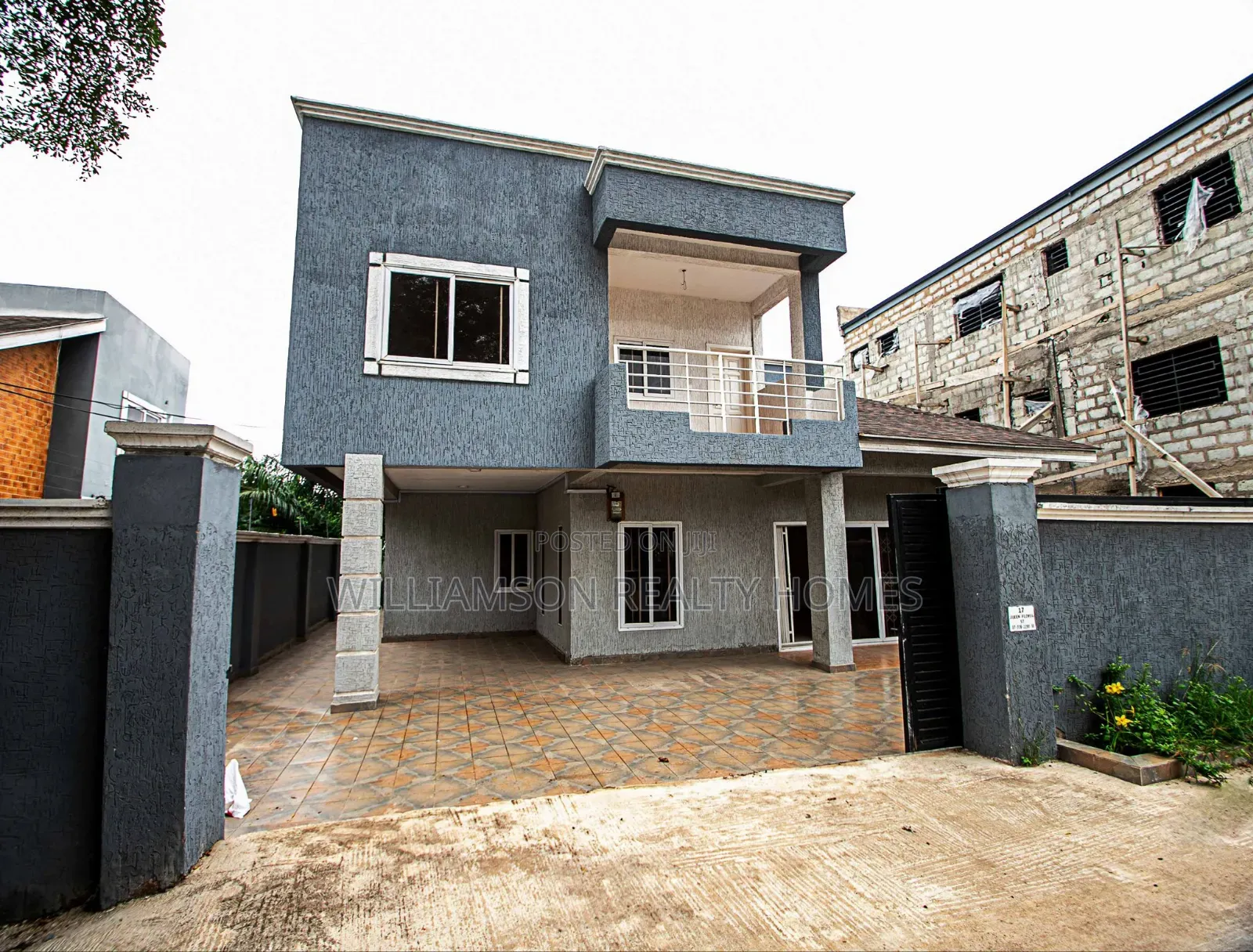 4bdrm House in Hfc Estate Area, Spintex for sale