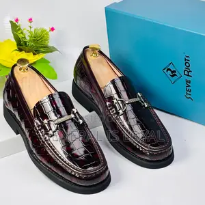 Steve Riots Men's Dark Coffee/Burgundy Crocodile-patterned Loafers
