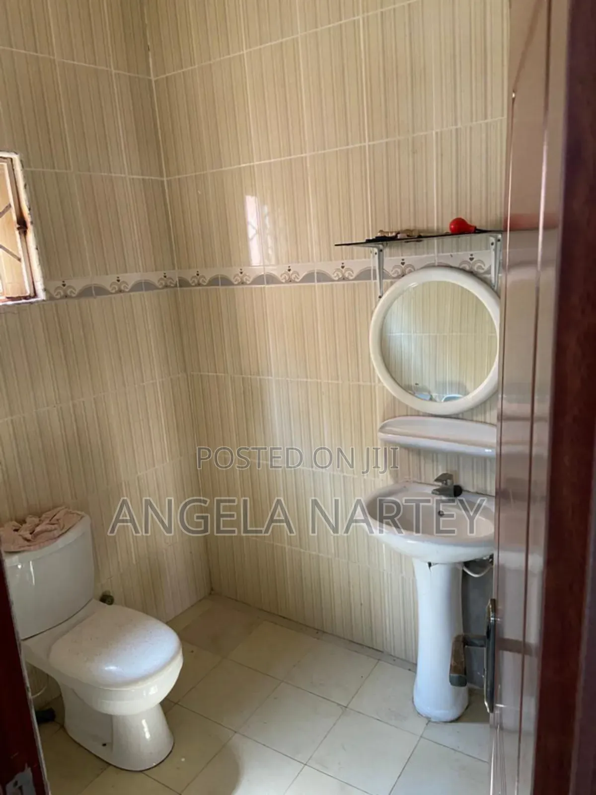 4bdrm House in Community 16 Lashibi for sale