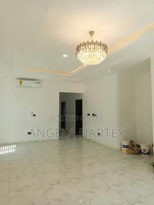 3bdrm House in Community 18 Spintex for sale