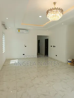 3bdrm House in Community 18 Spintex for sale