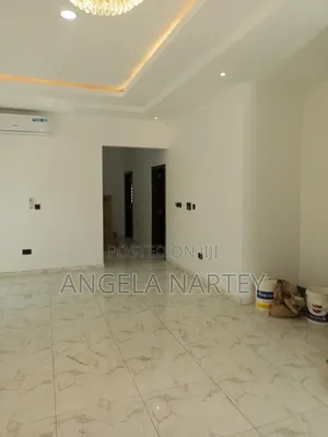3bdrm House in Community 18 Spintex for sale