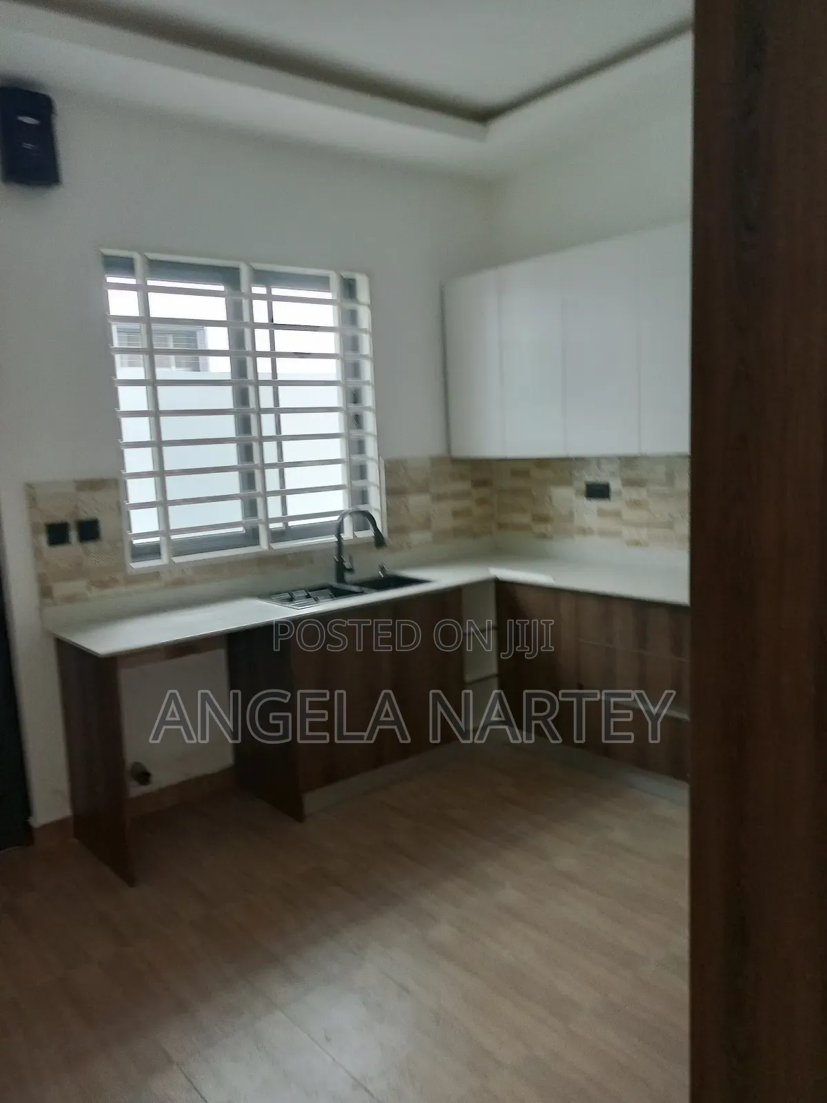 3bdrm House in Community 18 Spintex for sale