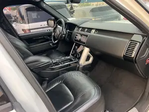 Land Rover Range Rover Vogue 2019 White