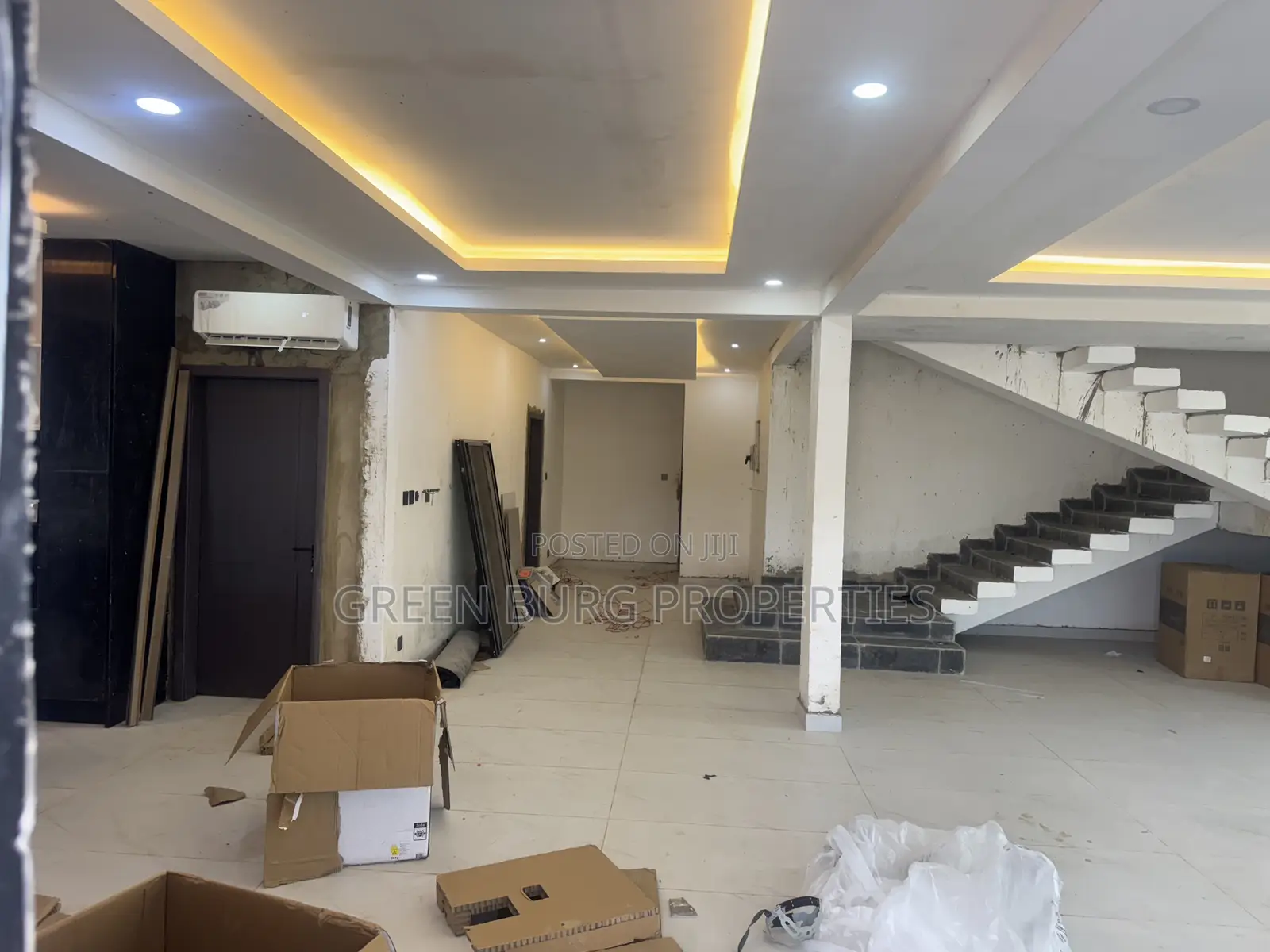 4bdrm House in Green, East Legon for sale