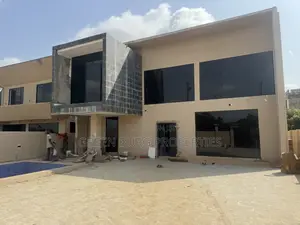 4bdrm House in Green, East Legon for sale