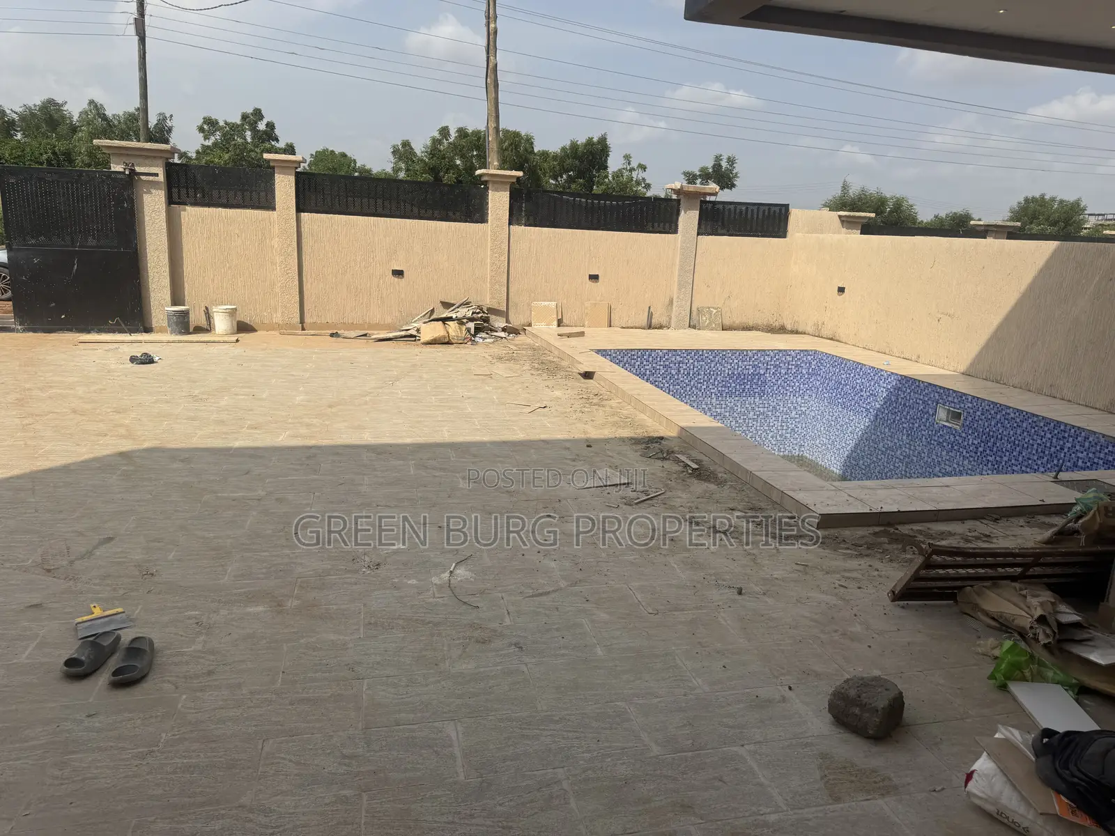 4bdrm House in Green, East Legon for sale