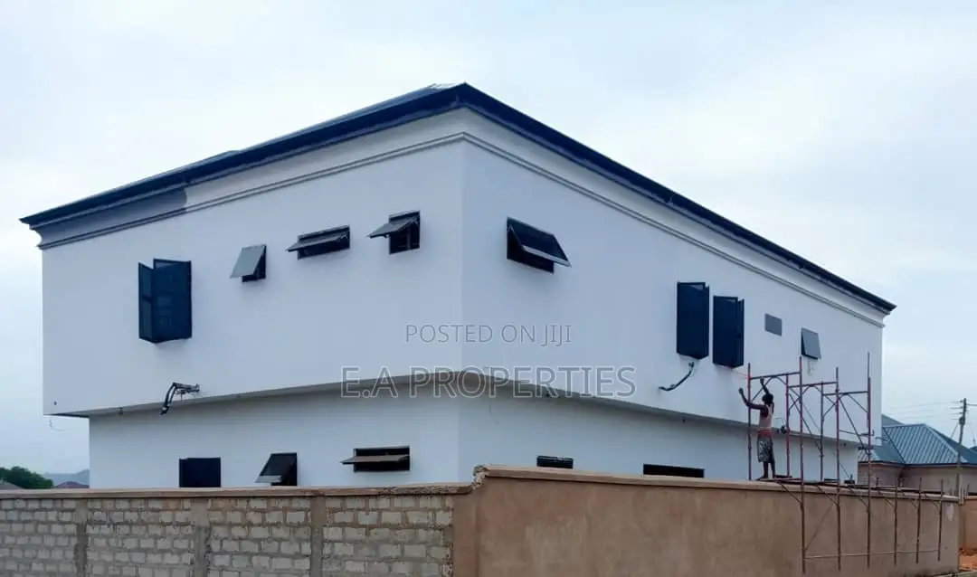 4bdrm House in E A Properties, Malejor for sale