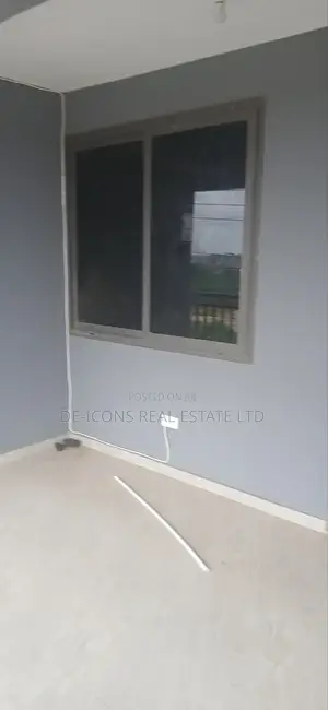 2bdrm Duplex in De-Icons Real Estate, Awutu Senya East Municipal