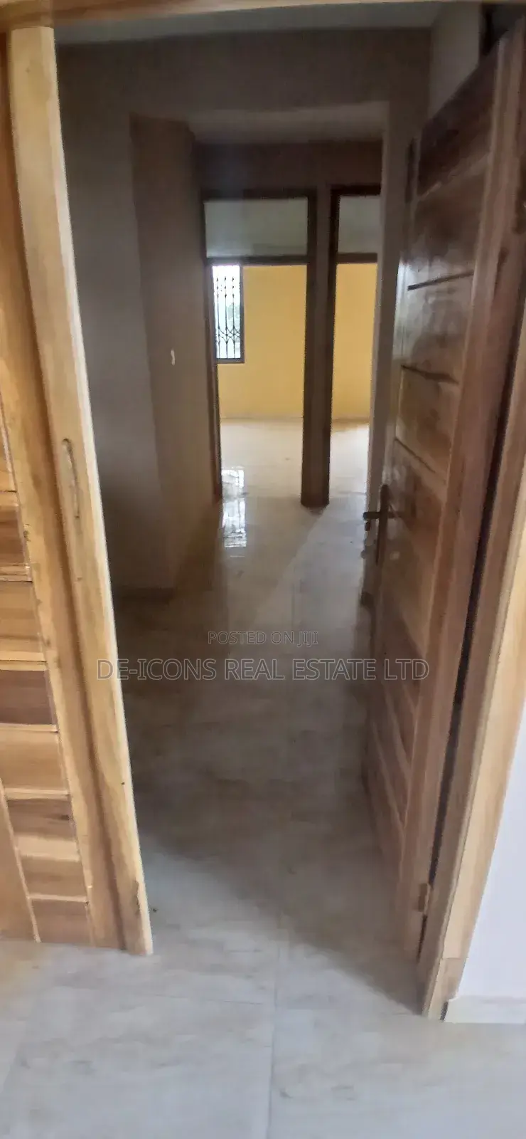 2bdrm Duplex in De-Icons Real Estate, Awutu Senya East Municipal