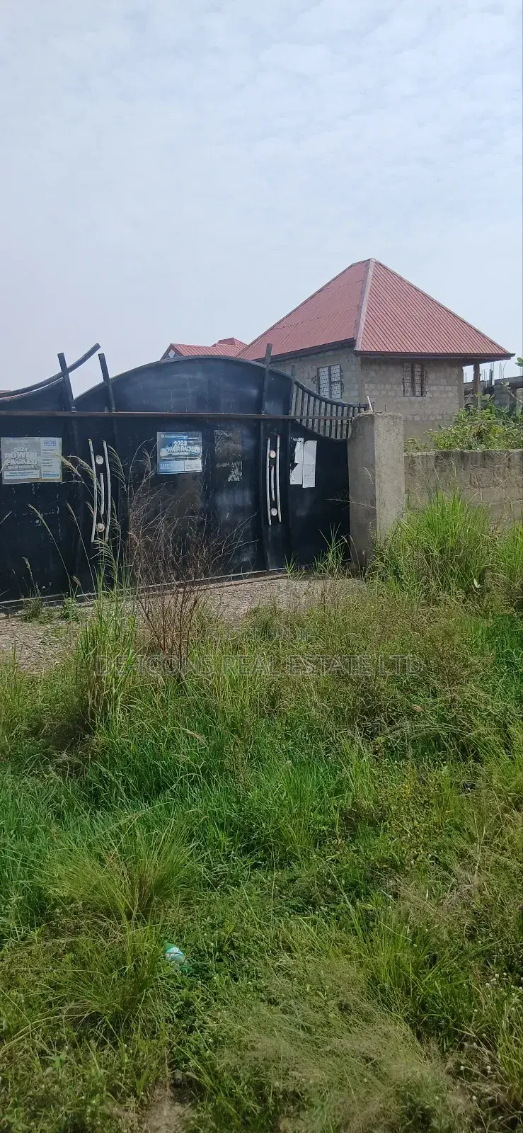 11⁄2 Plots of Land Fenced Together and Registered for Sale