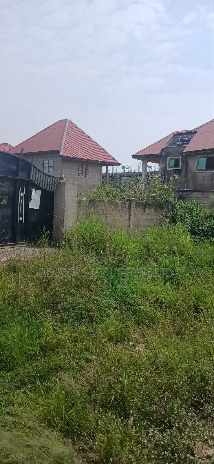 11⁄2 Plots of Land Fenced Together and Registered for Sale