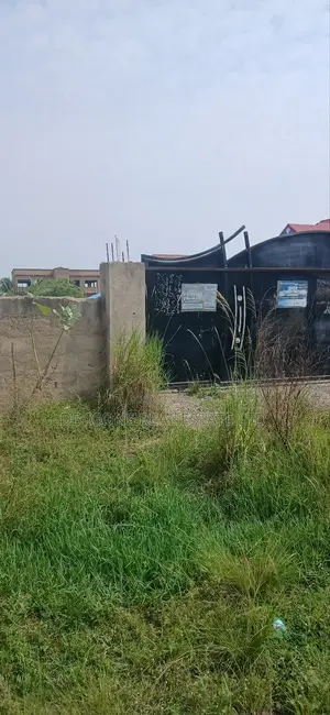 11⁄2 Plots of Land Fenced Together and Registered for Sale