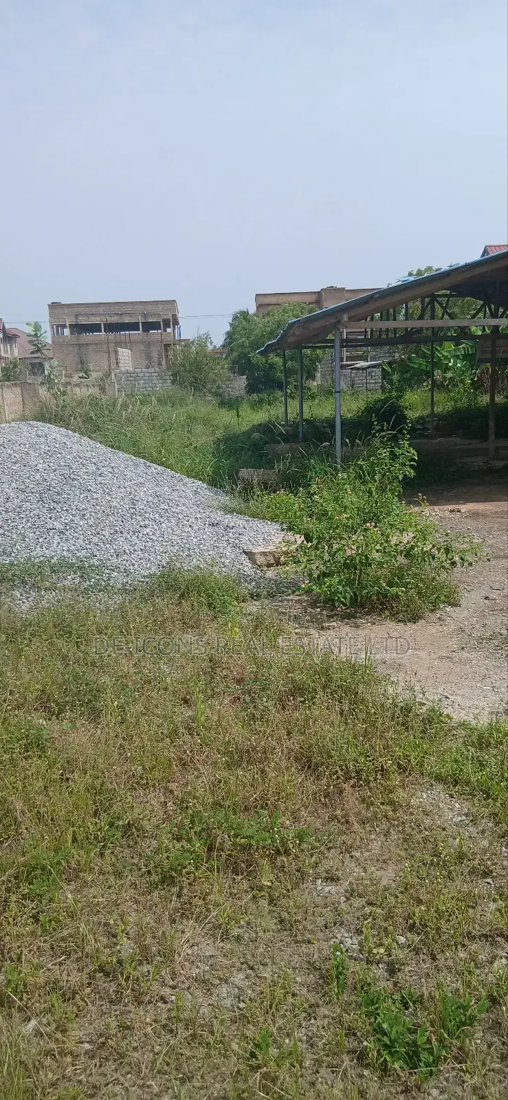 11⁄2 Plots of Land Fenced Together and Registered for Sale