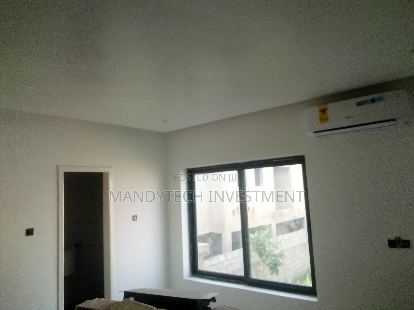 Furnished 5bdrm Mansion in School Junction for sale