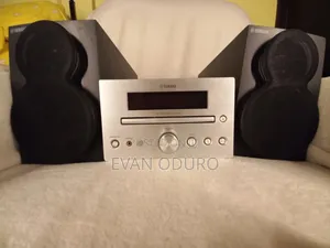 Yamaha High Sound Quality Micro Component System,Cd,Usb,iPod Dock,Fm