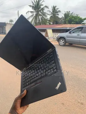 Laptop Lenovo ThinkPad Yoga 370 8GB Intel Core i7 SSD 256GB
