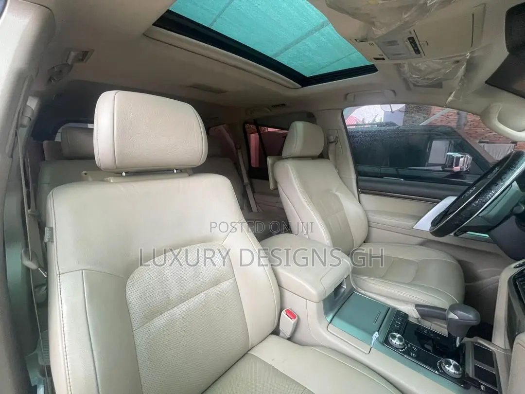 Toyota Land Cruiser 2021 Black