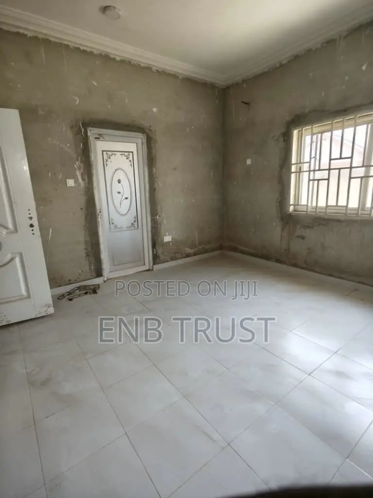 3bdrm House in Tema Community 25 for sale