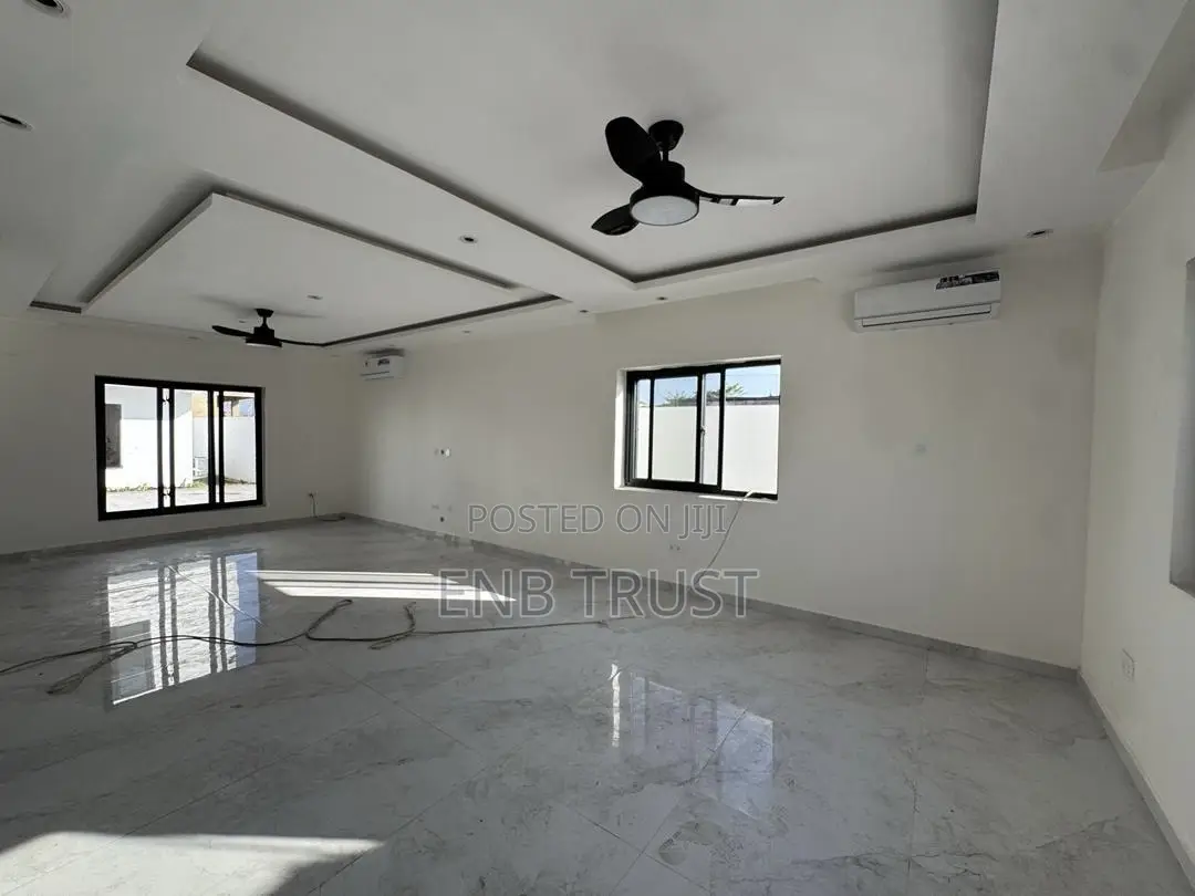 3bdrm Duplex in West Trasaco, Accra Metropolitan for sale